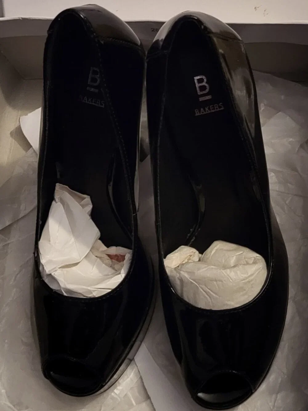 BAKERS BLACK PATENT LEATHER 